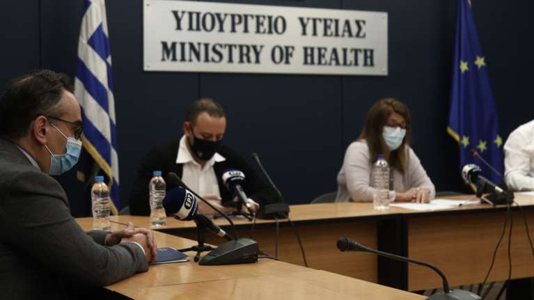 Κορονοϊός - Ενημέρωση Χαρδαλιά, Μαγιορκίνη: Στην Ελλάδα ταυτόχρονα με την υπόλοιπη Ευρώπη το εμβόλιο της Pfizer