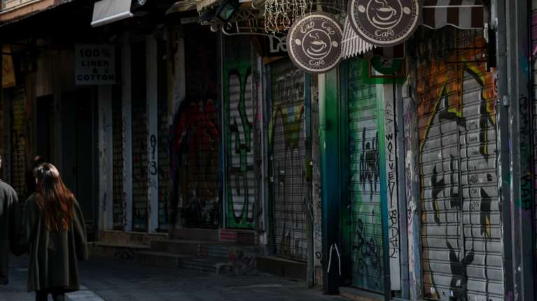 Οριστικό: Παγώνουν τα δάνεια επιχειρήσεων για 6 μήνες - Οι προϋποθέσεις και η διαδικασία