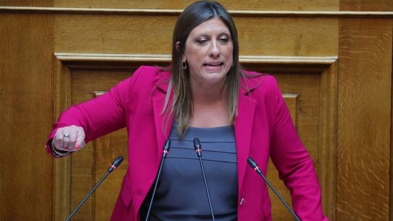 Κωνσταντοπούλου σε Μητσοτάκη: "Έχει εκδοθεί ένταλμα σύλληψης κατά του Νετανιάχου και εσείς τον αγκαλιάζετε"