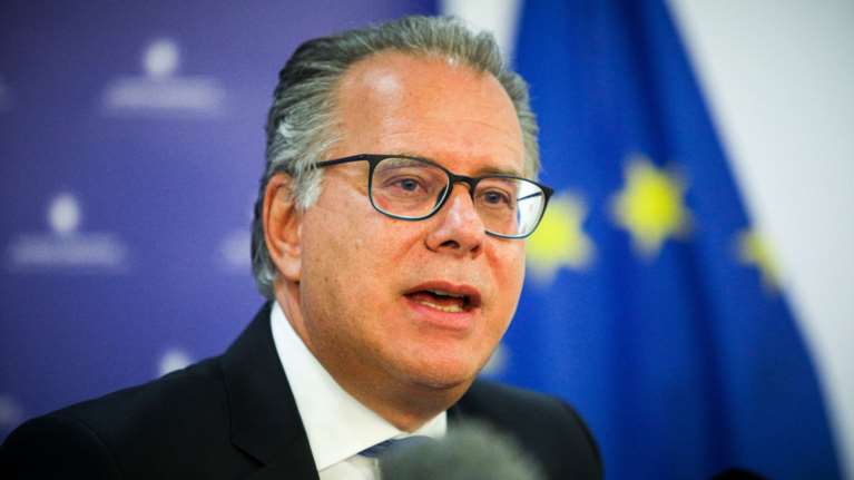 Κουμουτσάκος για Πάτση: &quot;Ε όχι κύριε, δεν γνωρίζαμε όλοι τις δουλειές σας&quot; - Τον αποδοκιμάζουν στο Twitter