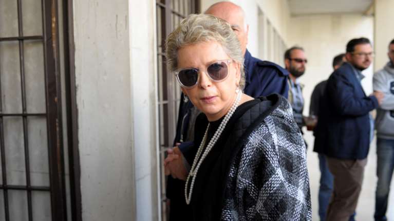 Έλενα Ακρίτα: Την άρση ασυλίας της αποφάσισε ομόφωνα η Βουλή - &quot;Το θράσος γεννάει τυράννους&quot;, σχολίασε με νόημα