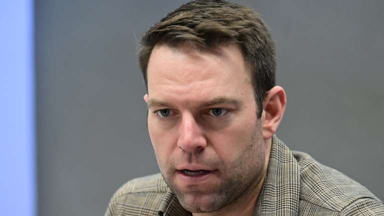 Κασσελάκης για Τέμπη: Μια υπόσχεση στη μνήμη των 57 ανθρώπων που έχασαν τη ζωή τους - Δεν πρέπει και δε θα ξεχαστούν