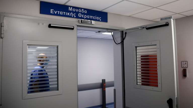 Ιωάννινα: Σε κωματώδη κατάσταση ο 27χρονος αστυνομικός που διαγνώσθηκε με εγκεφαλίτιδα