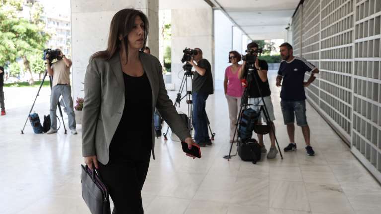 Απίστευτο επεισόδιο με τη Ζωή Κωνσταντοπούλου στον Άρειο Πάγο: Πήρε κάποιον στο... κυνήγι και φώναζε &quot;πιάστε τον, φεύγει&quot;