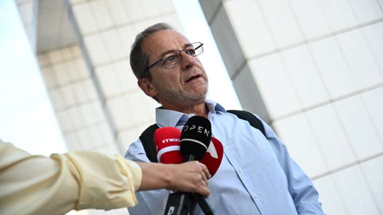 Δημήτρης Λιγνάδης: Επέστρεψε στα social media - Άνοιξε τον λογαριασμό του στο Instagram