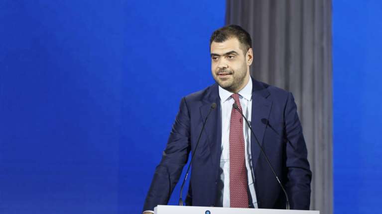 Νέα σύγκρουση κυβέρνησης - ΣΥΡΙΖΑ: "Μη θέμα τα Τέμπη για τον Μαρινάκη" - "Δεν υπάρχει κανένα θέμα μονταζιέρας"