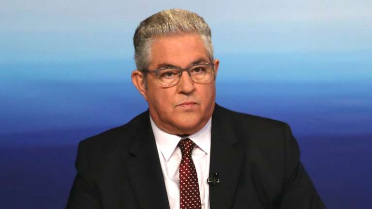 Debate: Τέσσερις παρατηρήσεις στον Δημήτρη Κουτσούμπα για τον χρόνο - &#39;&#39;Απαράδεκτο αυτό το ρολόι...&quot;