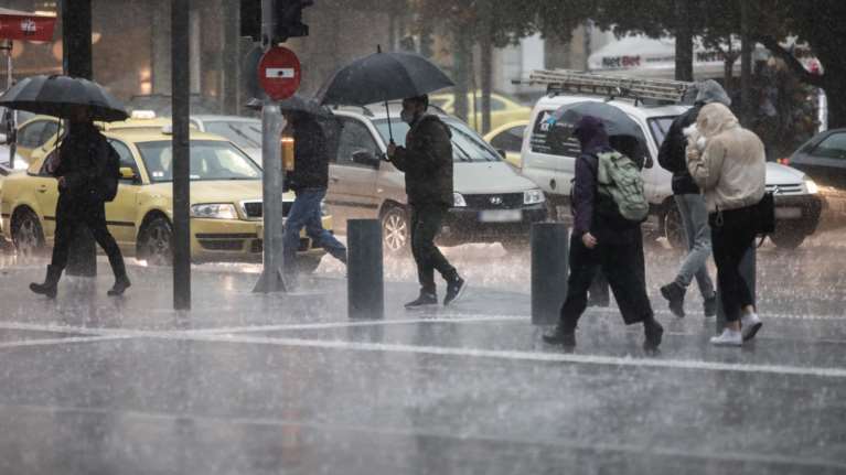 Επικίνδυνη η κακοκαιρία &quot;ILINA&quot;: Προειδοποίηση Αρναούτογλου για σφοδρούς ανέμους - Πότε θα χτυπήσει την Αττική