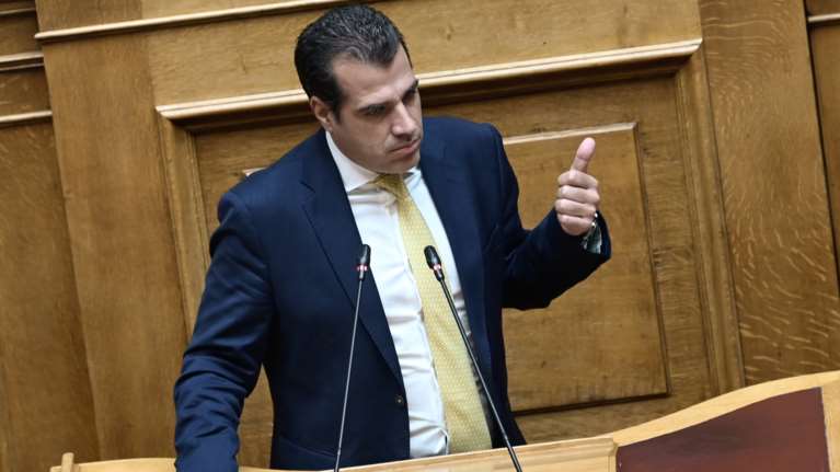 Καυστικός ο Πλεύρης για τον Κασσελάκη στη Βουλή: Όσοι δεν είναι αιρετοί δεν χειροκροτούν, απλώς παρακολουθούν