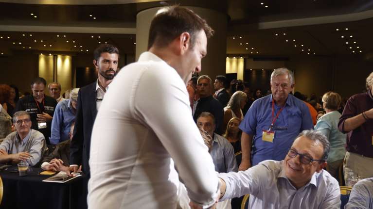 Καψώνια Κασσελάκη σε Φάμελλο για την προανακριτική- Νέα εμφάνιση Τσίπρα με αιχμές για &quot;βαλκανοποίηση&quot;