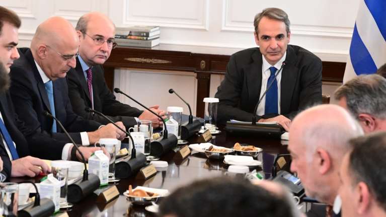 Τα μηνύματα Μητσοτάκη πριν τα μεγάλα συλλαλητήρια για τα Τέμπη - Χαμηλώνει τους τόνους, προειδοποιεί για επεισόδια