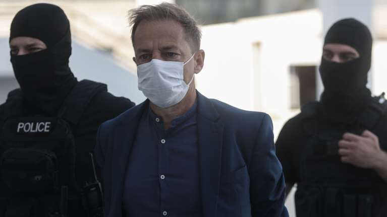 Aπολογία Λιγνάδη: &quot;Μπορεί να ξέφυγα, αλλά βιαστής δεν υπήρξα ποτέ - Δεν κατηγορούμαι εδώ για πέφτουλας ή γύπας&quot;