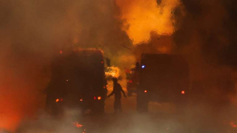 Πύρινος εφιάλτης στην Πορτογαλία: Τρεις πυροσβέστες νεκροί από τις καταστροφικές φωτιές - Η χώρα έχει ζητήσει βοήθεια από την ΕΕ