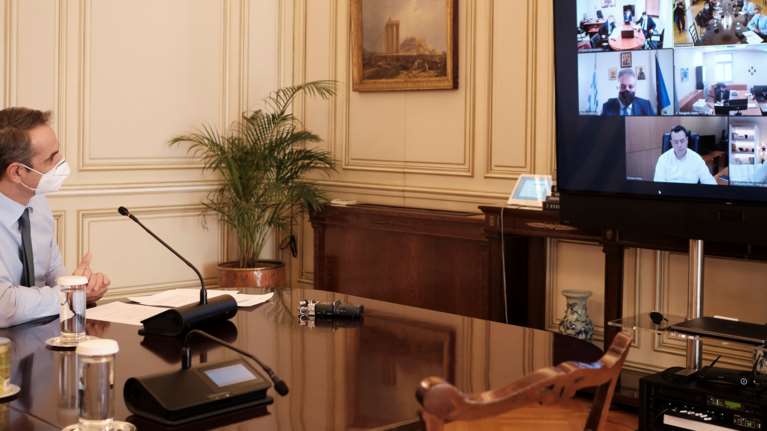 Μητσοτάκης: Μονιμοποιούνται όλοι οι γιατροί στις ΜΕΘ με συμβάσεις ορισμένου χρόνου