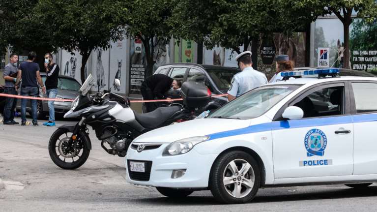 Δολοφονία στην Καλλιθέα: Πώς στήθηκε η ενέδρα θανάτου για τον "Απάτσι" Βαγγέλη Πάλλη - Τα τρία σενάρια