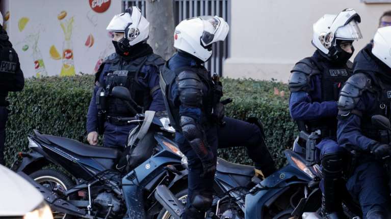 Απόπειρα αρπαγής παιδιού στην Αθήνα: 55χρονη με ψυχιατρικά προβλήματα η δράστιδα - Έχει νοσηλευτεί 4 φορές