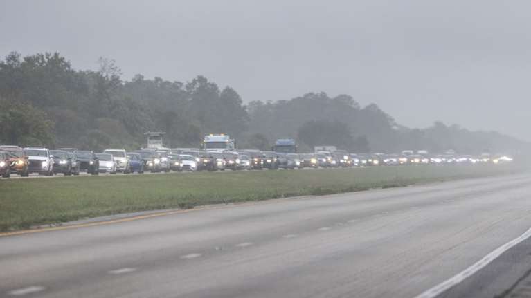 ΗΠΑ: Ο τρομακτικός τυφώνας Μίλτον πλησιάζει τις ακτές της Φλόριντα - &quot;Εάν μείνετε, θα πεθάνετε&quot; [εικόνες]