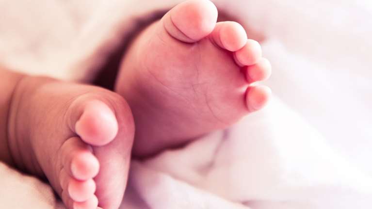 Πτολεμαΐδα: Από βαριά λοίμωξη του αναπνευστικού πέθανε το βρέφος 15 μηνών