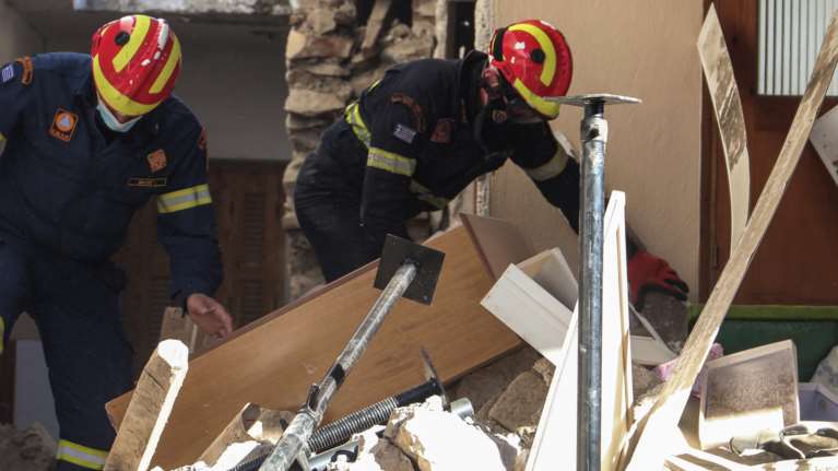 Σεισμός στην Ελασσόνα: Τι είναι το σπάνιο &quot;σεισμικό ζεύγος&quot; με τα διπλά Ρίχτερ - Η εξήγηση των σεισμολόγων