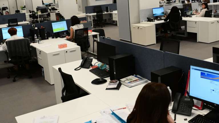 Ξεκινά αυτή την εβδομάδα η αξιολόγηση του Δημοσίου από τους πολίτες - Πώς θα γίνεται η βαθμολόγηση