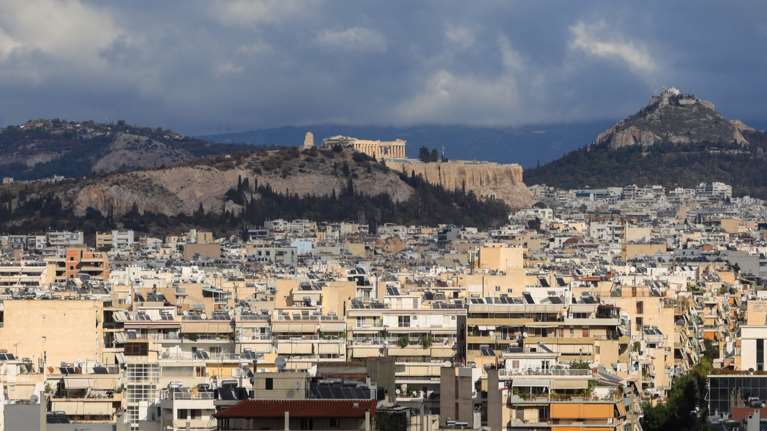 Ποιοι δικαιούνται ένα ενοίκιο κάθε Νοέμβριο - Έως και 1.750 ευρώ για οικογένεια με παιδιά και φοιτητές - Αναλυτικά παραδείγματα