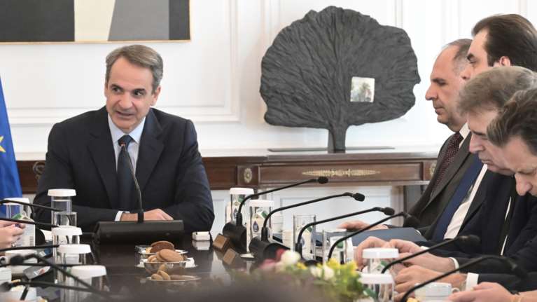 Συνεδριάζει το υπουργικό για τον γάμο των ομόφυλων: Ο Βορίδης ανοίγει τα χαρτιά του - Οι υπόλοιποι θα κριθούν... αργότερα