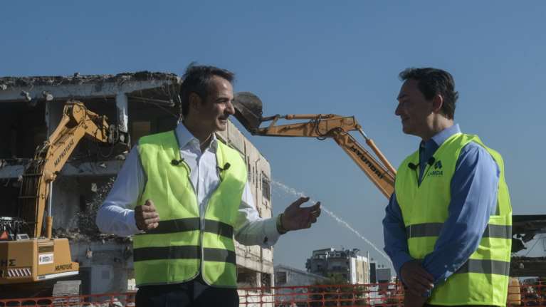 Μπήκαν οι μπουλντόζες στο Ελληνικό - Μητσοτάκης: &quot;Θα γίνει κυψέλη ανάπτυξης&quot; [εικόνες]