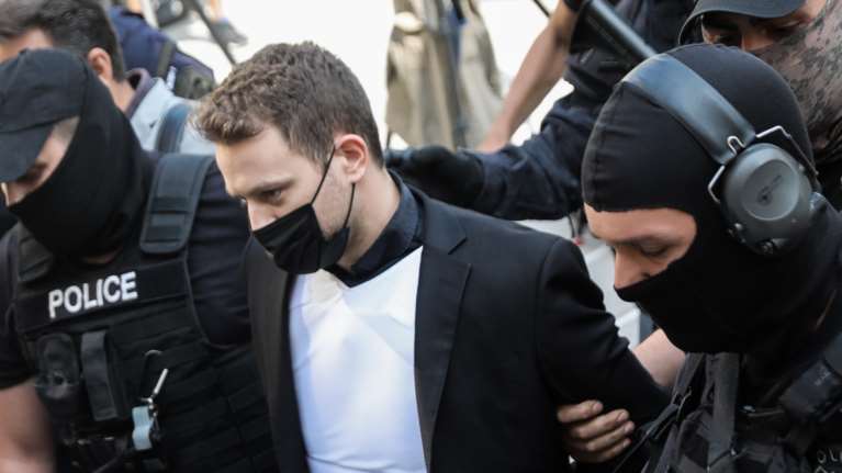 Γλυκά Νερά: Προκλητικός ο Αναγνωστόπουλος - &quot;Ήταν η γυναίκα της ζωής μου - Δεν υπήρχε τρίτο πρόσωπο στον γάμο μας&quot; [Βίντεο]