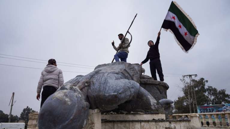 Συρία: "Στοπ" στον εμφύλιο με άμεση κατάπαυση του πυρός  - Τι προβλέπει η συμφωνία κυβέρνησης και SDF