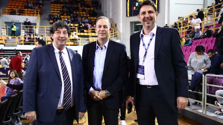 Τη συνέχιση των τελικών ζήτησε από τον Βρούτση ο ΕΣΑΚΕ - &quot;Θα χάσουν λεφτά και οι 12 ομάδες&quot;