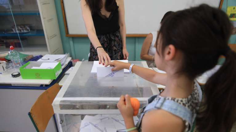 Τα μαθήματα των ευρωκλογών - Τι έδειξε η έρευνα της Metron Analysis