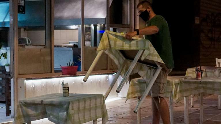 Μεταμεσονύχτια συγκέντρωση στο Σύνταγμα από τους εστιάτορες το Σάββατο - Τι ζητούν