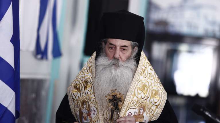 Νέο ομοφοβικό κρεσέντο Σεραφείμ κατά Κασσελάκη: Όποιος παραβιάζει το σώμα του, παραβιάζει τον Θεό