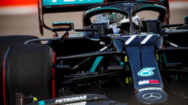 GP Ρωσίας: Νίκη Bottas μετά την ποινή του Hamilton