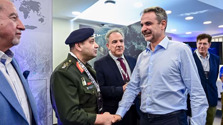 Επίσκεψη Μητσοτάκη στην εταιρεία ICEYE: &quot; Κρίσιμο να παραμείνουμε στην τεχνολογική αιχμή της προόδου&quot;