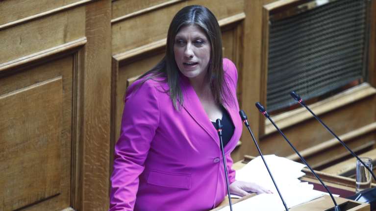 Ζωή Κωνσταντοπούλου στο Τik Tok με χαμόγελα και καρδούλες αλλά και καρφιά για τον Κυριάκο Μητσοτάκη