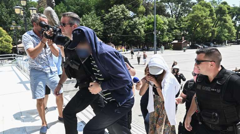 &quot;Τη γυναίκα μου ρε;&quot;- Προφυλακιστέος ο 41χρονος για τον θάνατο του 64χρονου στην Αρκαδία- Ελεύθερη η 34χρονη