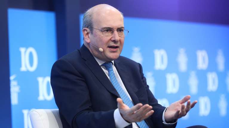 Χατζηδάκης: Να συζητήσουμε για το νερό χωρίς fake news - Η ανάρτησή του για την λειψυδρία