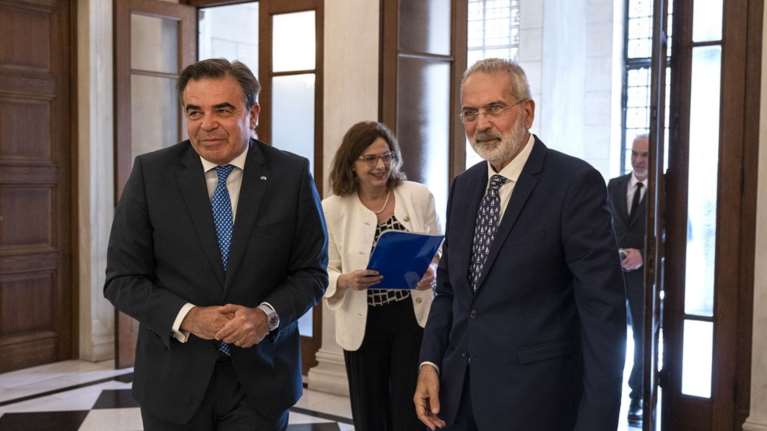 Τετ α τετ Σαρμά - Σχοινά στο Μέγαρο Μαξίμου