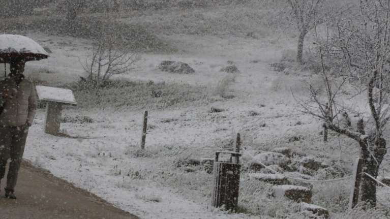 Προ των πυλών η κακοκαιρία Coral: Ερχεται τσουχτερό κρύο και χιόνια στην Αττική - &quot;Τζούφιος ο χιονιάς&quot;, λέει ο Τσατραφύλλιας