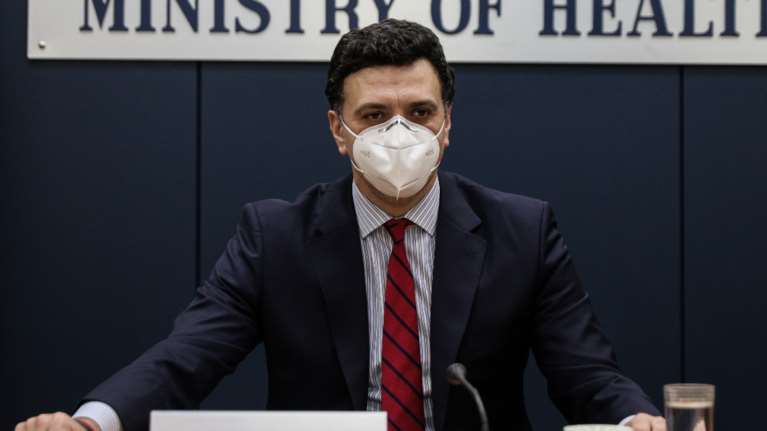 Δραματική έκκληση Κικίλια για Χριστούγεννα σε στενό οικογενειακό κύκλο