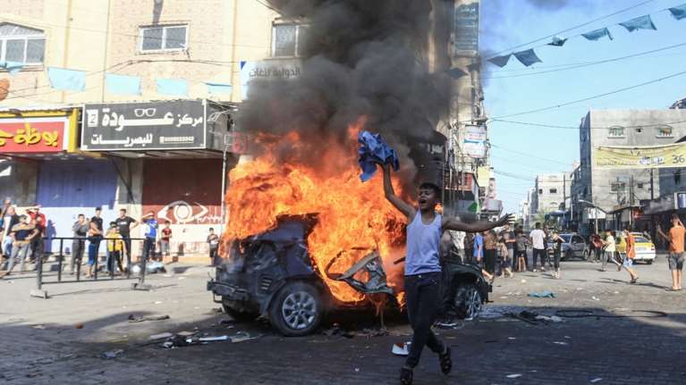 Ανάλυση: Πώς το Ισραήλ ξαναζεί τον πόλεμο του Γιομ Κιπούρ 50 χρόνια μετά - Οι ευθύνες Νετανιάχου, οι κίνδυνοι σε πολλά μέτωπα