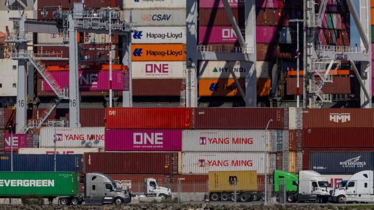 Αντίμετρα ΕΕ στον εμπορικό πόλεμο του Τραμπ - Δασμοί σε αμερικανικά προϊόντα 26 δισ. ευρώ