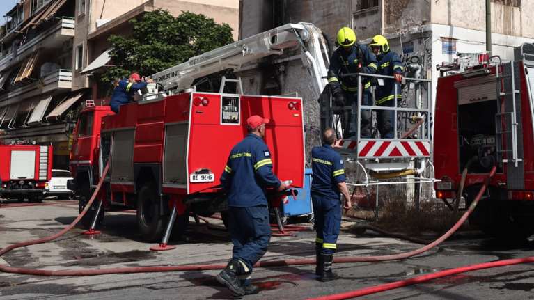 Βίντεο από τη φωτιά σε ινδικό εστιατόριο στην Αχαρνών