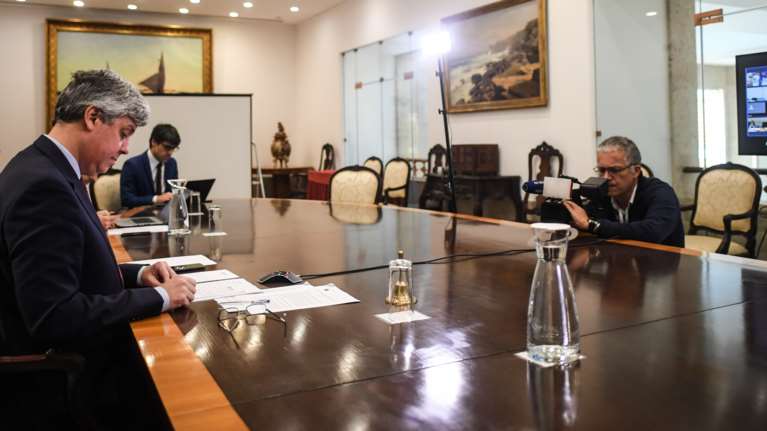 Αδιέξοδο στο Eurogroup μετά το 16ωρο ολονύχτιο παζάρι - Συνεχίζεται την Πέμπτη η συνεδρίαση