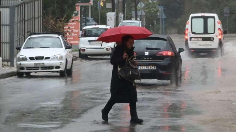 Νέο κύμα κακοκαιρίας από την Τετάρτη - Ισχυρές καταιγίδες και στην Αττική - Οι πρώτες εκτιμήσεις για τα Χριστούγεννα