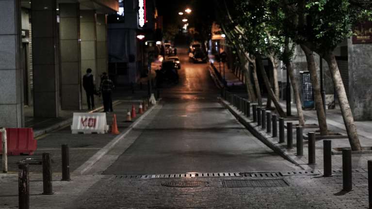 Κορονοϊός: Λοιμωξιολόγοι προτείνουν lockdown 5 εβδομάδων