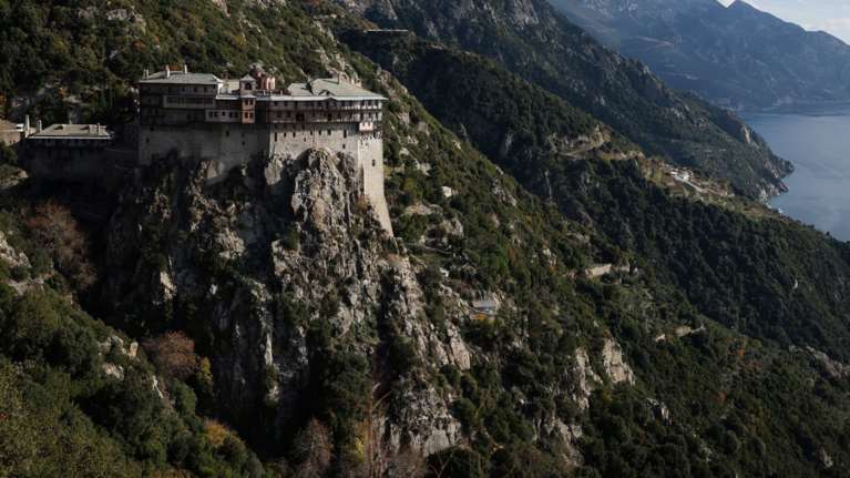 Προληπτικά μέτρα στο Άγιον Όρος μετά τα 5,3 Ρίχτερ - Το βράδυ στις Καρυές ΕΜΑΚ, ΕΜΟΔΕ