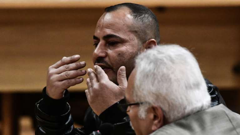 Δίκη Χρυσής Αυγής για την επίθεση στους Αιγύπτιους ψαράδες - &quot;Κοιμόμουν και 15 άτομα από πάνω μου με χτυπούσαν&quot;