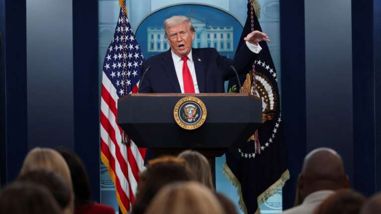 Η Ευρώπη απέναντι στον Τραμπ - Ο Μητσοτάκης στο Νταβός και οι δύσκολες ισορροπίες της Ελλάδας